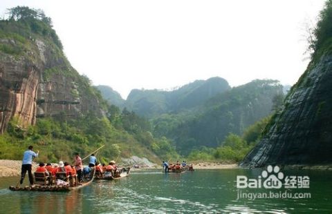 武夷山市區(qū)有什么好玩的——探索武夷山的魅力景點(diǎn)，探索武夷山市區(qū)的魅力景點(diǎn)，武夷山旅游指南