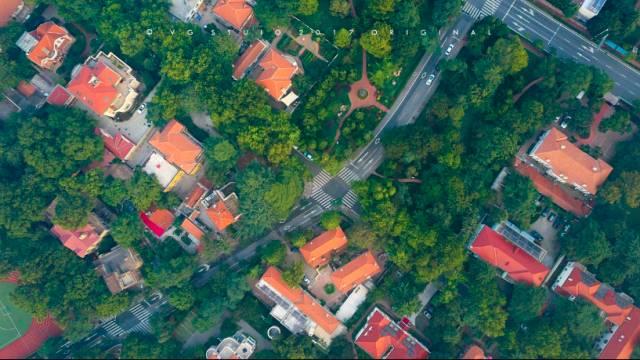 青島市旅游攻略必去景點(diǎn)大全，探索美麗的海濱城市，青島旅游攻略，探索美麗的海濱城市，必去景點(diǎn)一覽