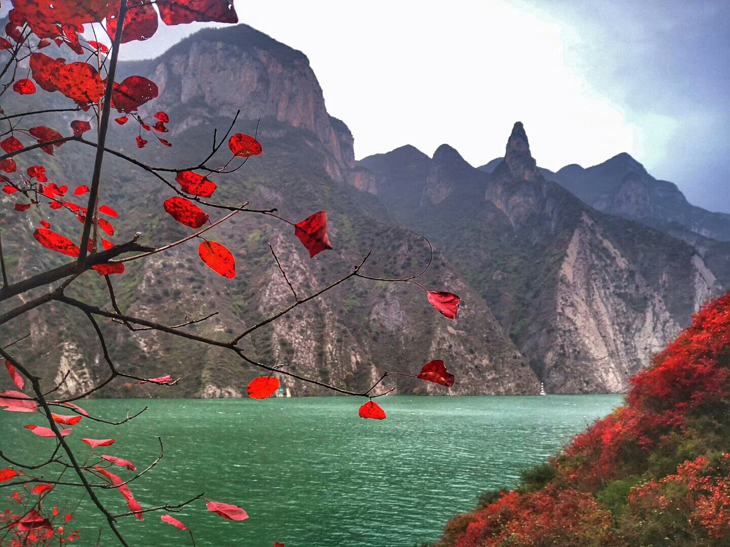 揭秘秋季三峽之旅，十一月游三峽冷不冷？，揭秘秋季三峽之旅，十一月游三峽的氣候與魅力體驗(yàn)